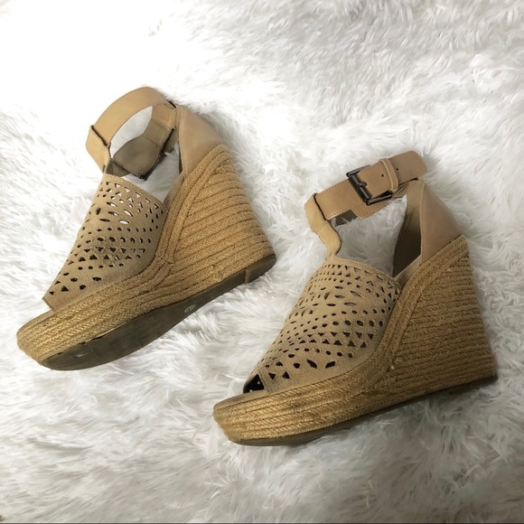 Marc Fisher Hasina Espadrille Suede Wedges 9 Tan Open Peep Toe Cutout Buckle - Picture 3 of 8